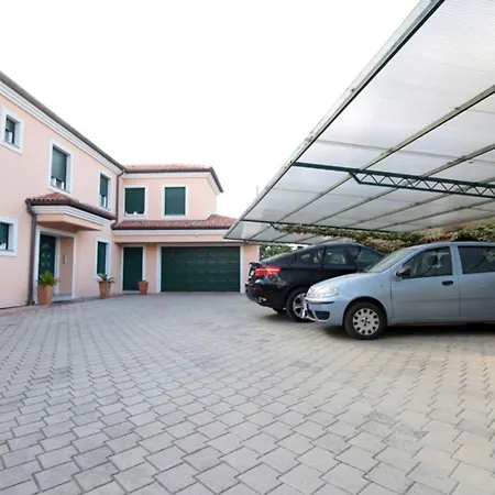 Eddie - Great Location & Comfor Apartamento *