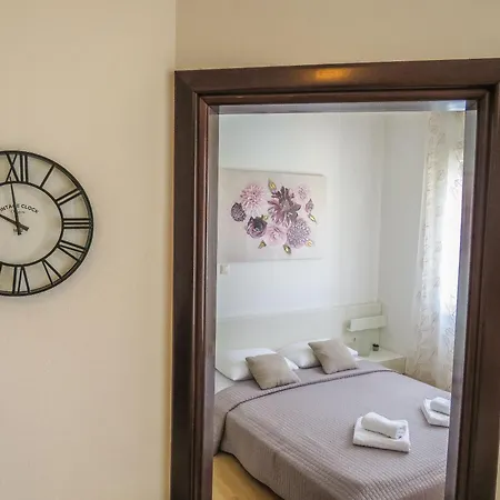 Eddie - Great Location & Comfor Apartamento Zadar