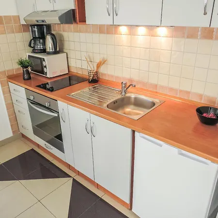 Apartamento Eddie - Great Location & Comfor *